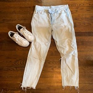 American Eagle Mom Jeans